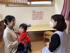 栄養士に相談する母