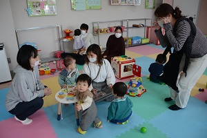 0歳児親子の交流