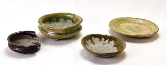 瀬戸焼の香炉と小皿