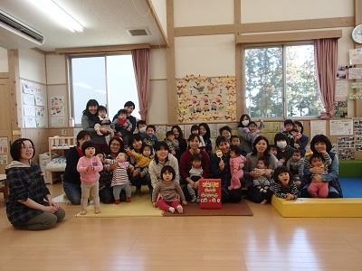 「みんなのお誕生日」に参加した参加者たちの集合写真